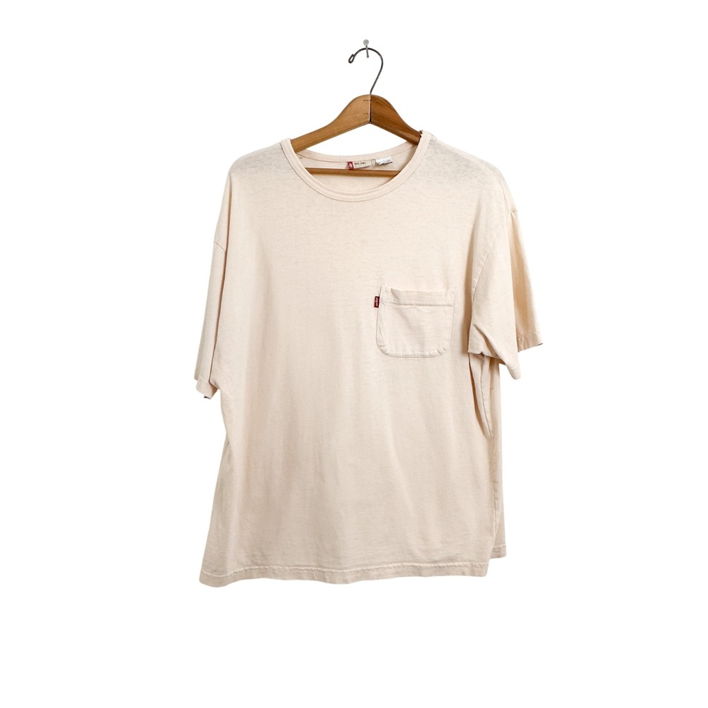 Vintage 90's Levi's Pocket T-Shirt Cream Cotton Distressed - Large